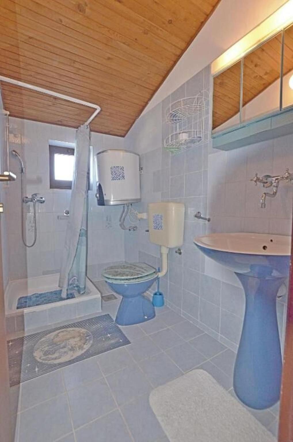 And Viktorija Apartment *