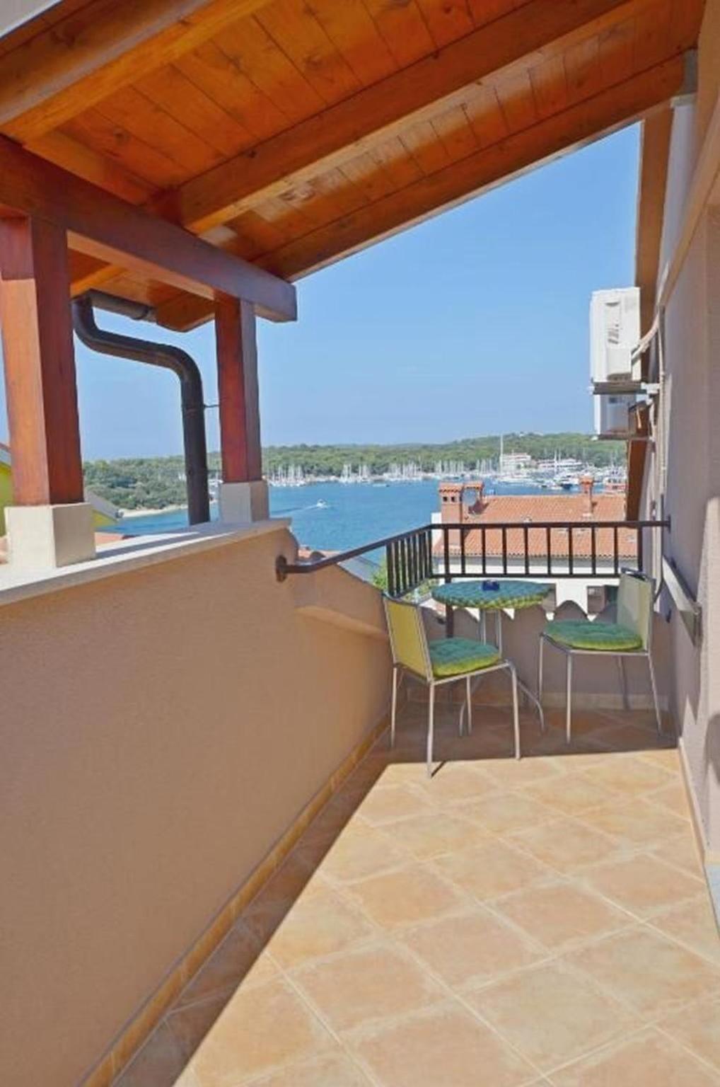 And Viktorija Apartment Vinkuran