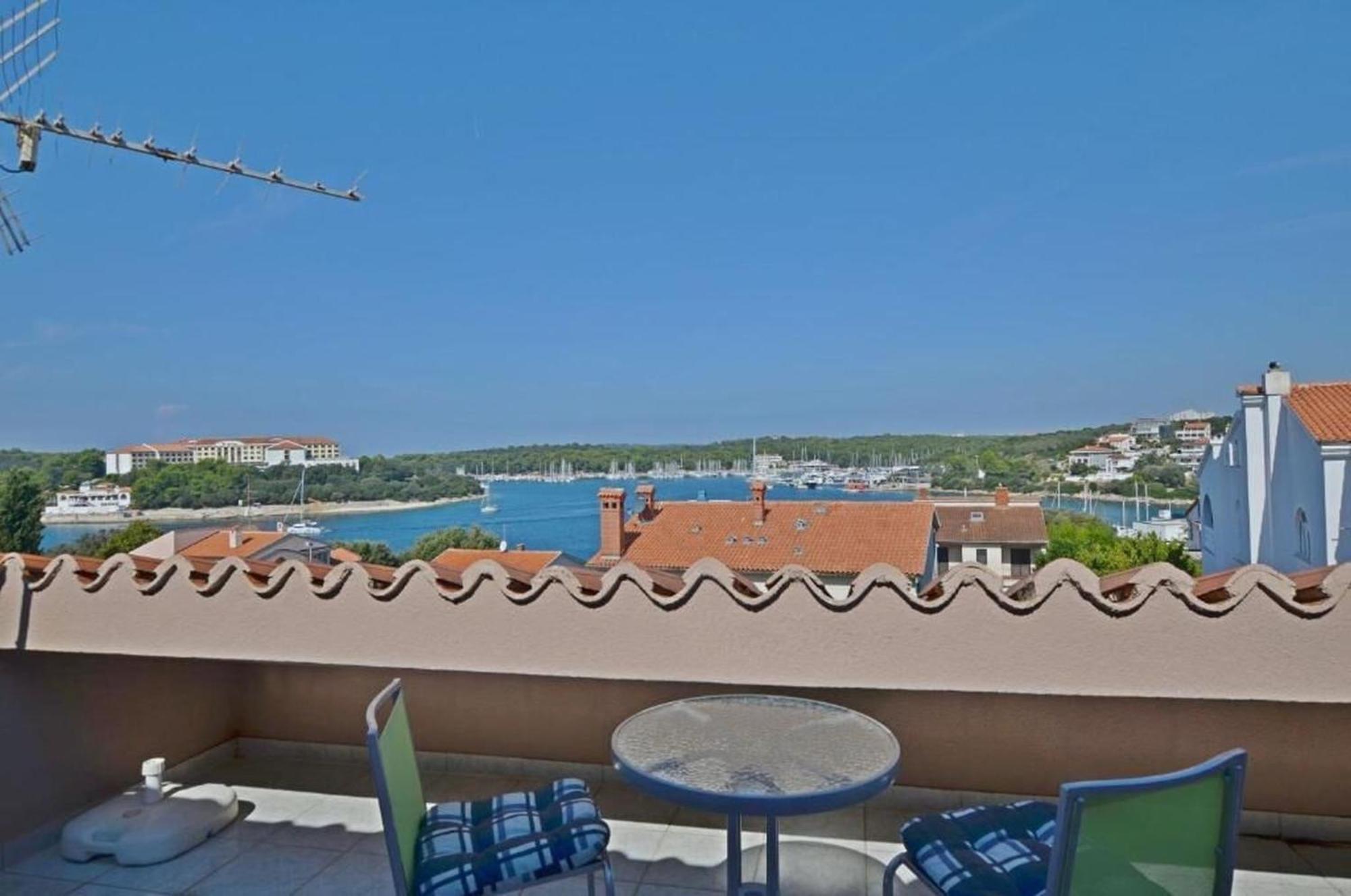 Apartment And Viktorija Vinkuran