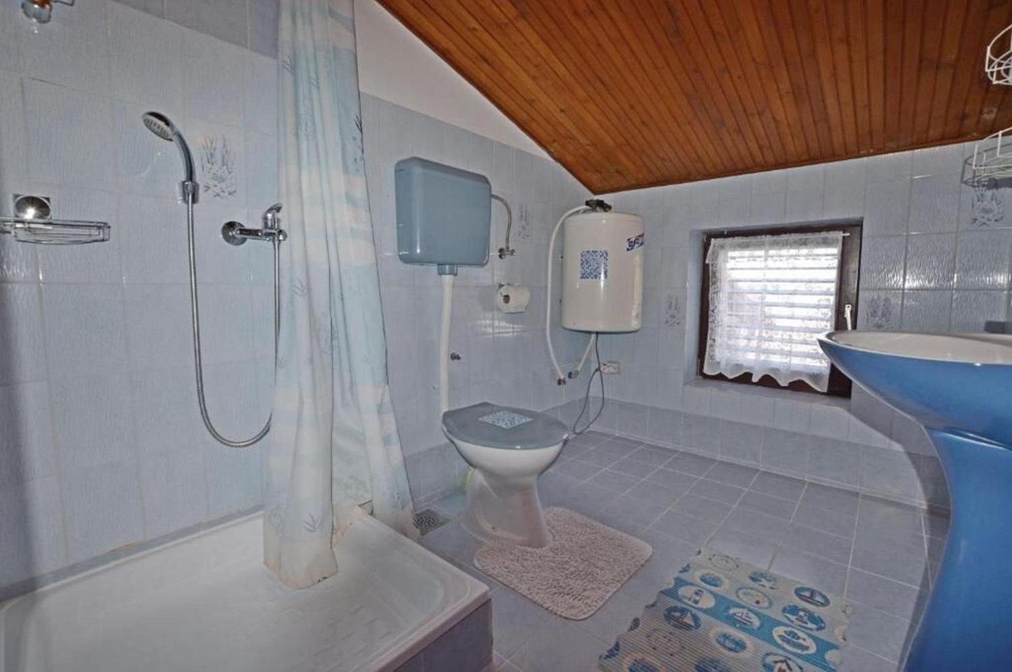 And Viktorija Apartment *