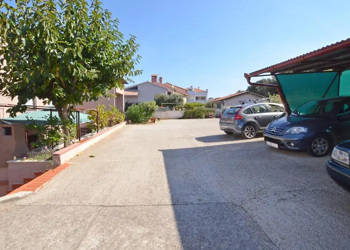 Apartments And Rooms Viktorija